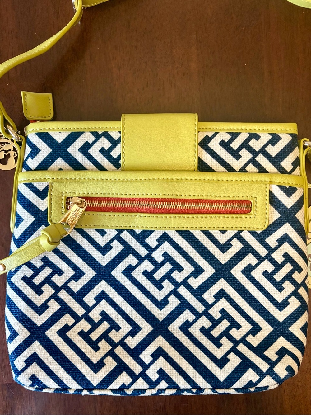 NWT Spartina 449 ~ Navy, White & Neon GreenYellow Geometric Shoulder Bag - Picture 2 of 4